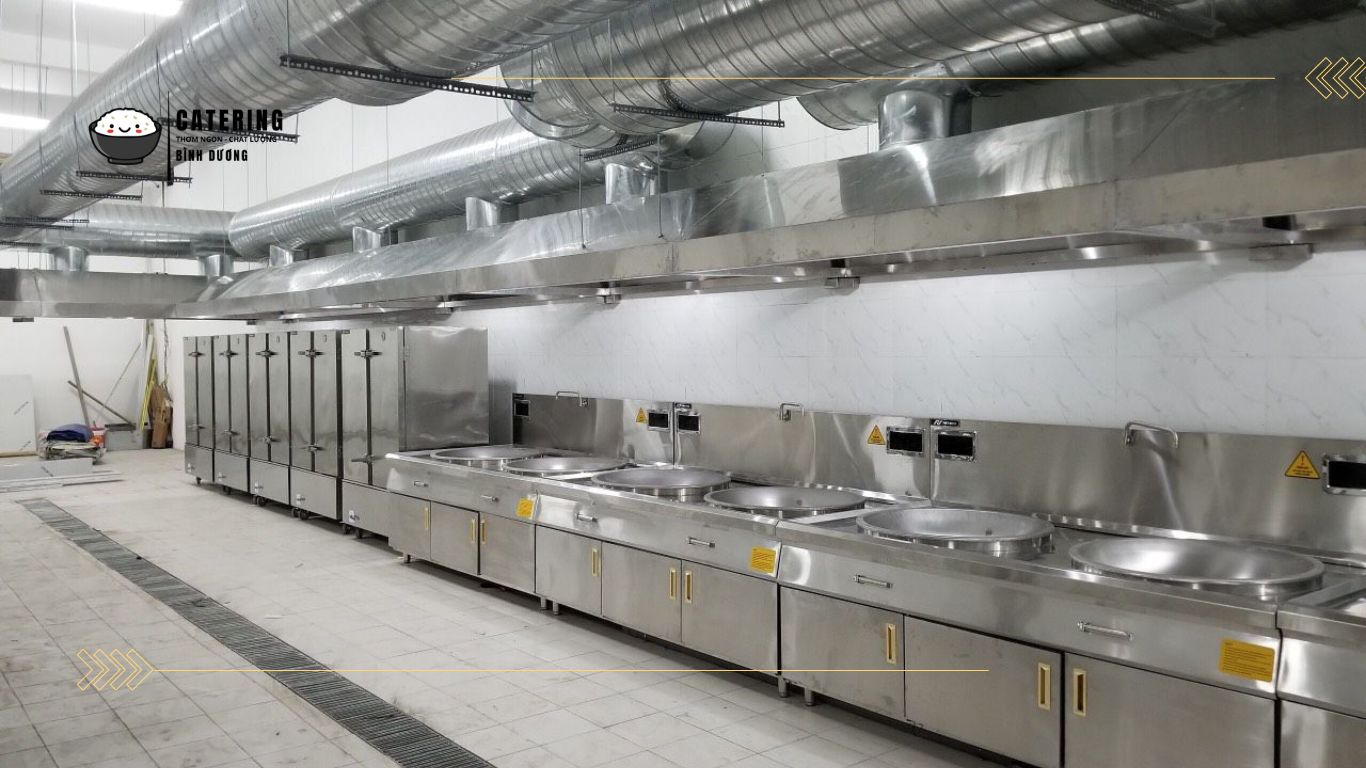 Nhân sự cần chuẩn bị khi setup bếp ăn công nghiệp