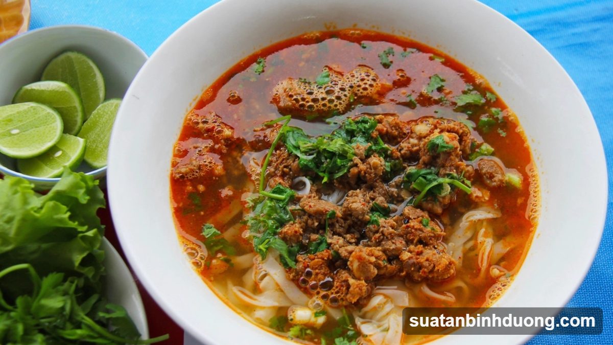 Tô lẩu Thái đậm vị, chua cay hài hòa – Bình Dương Catering