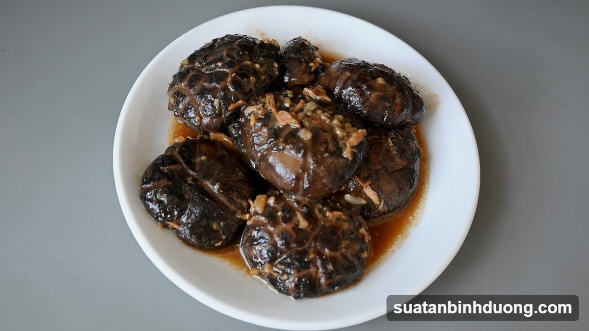 Nấm kho tiêu sánh kẹo, đậm đà đưa cơm – Bình Dương Catering